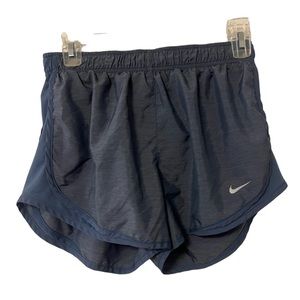 Nike athletic shorts size M